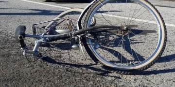 Femeie din Timiș, moartă în timp ce se plimba cu bicicleta