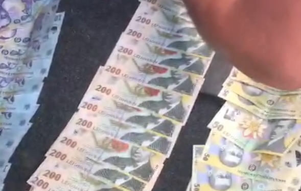 Sute de mii de țigări de contrabandă descoperite de polițiștii din Timiș