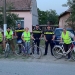 Bicicliști opriți de polițiștii din Timiș pentru a primi veste reflectorizante