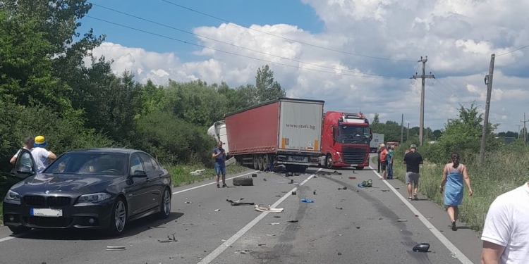 4 persoane au ajuns la spital! Încă un accident tragic pe DN 6, în vestul țării