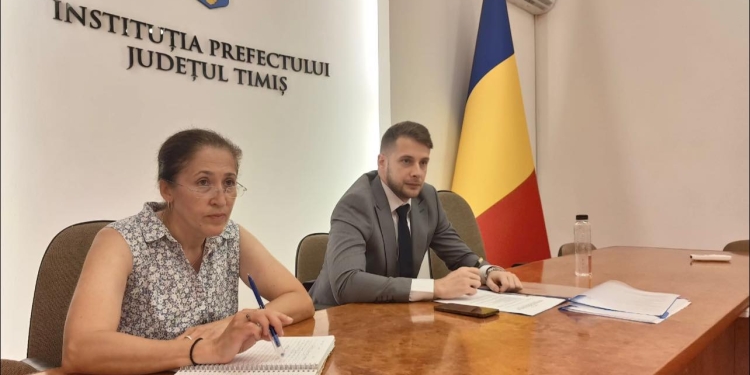 Ședințe la Prefectura Timiș despre pregătirea școlilor pentru un nou an în siguranță