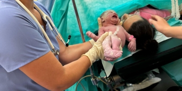 A venit pe lume ultimul copil în actuala clădire a maternității „Bega” din Timișoara! Mai puțin de o lună până la deschiderea noii maternități