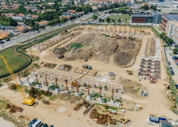 Fundațiile pentru peluzele și tribunele stadionului din Calea Buziașului din Timișoara, aproape finalizate
