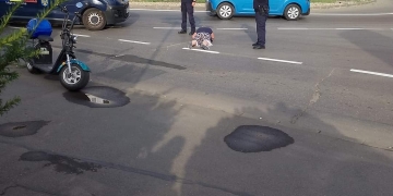 Accident într-o intersecție aglomerată din Timișoara! O femeie a ajuns la spital