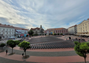 3.000 de suporteri ai echipei de fotbal a României, așteptați în centrul Timișoarei marți seara