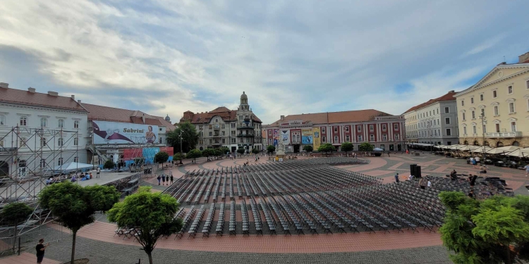 3.000 de suporteri ai echipei de fotbal a României, așteptați în centrul Timișoarei marți seara