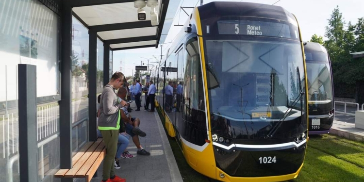 Primele tramvaie din noul lot au sosit în Timișoara! Modernizarea transportului public continuă