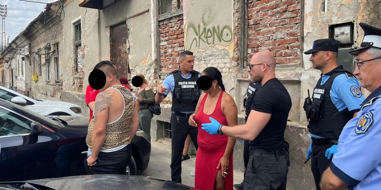 Case ocupate ilegal și transformate în focare de infecție, într-un cartier din Timișoara