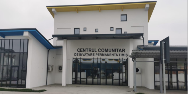 Inaugurat, dar încă neoperațional! Timișul are o clădire în care va funcționa Centrul Comunitar pentru Învățare Permanentă