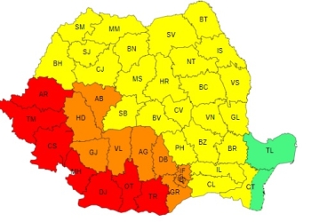 Cod roșu de caniculă prelungită în vestul țării! Nu ieșiți din case și hidratați-vă!