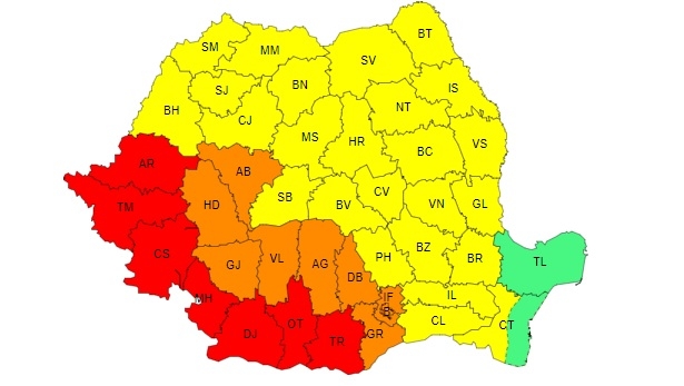Cod roșu de caniculă prelungită în vestul țării! Nu ieșiți din case și hidratați-vă!