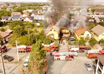 Incendiu urmat de explozie pe Calea Urseni din Timișoara! Zeci de pompieri intervin