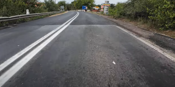 Lucrările de aplicare a marcajului pe DN 68A, la Coșava, finalizate