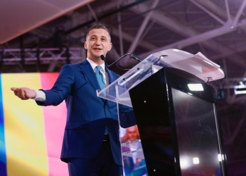 Vine o perioadă a „cuțitelor lungi” la CJ Timiș! Președintele ales, Alfred Simonis vrea reducerea numărului de angajați