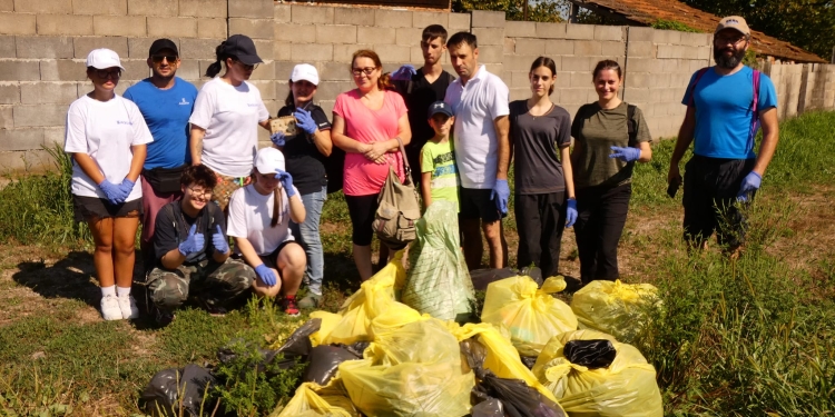 Două zile de ecologizare pe râul Bega FOTO