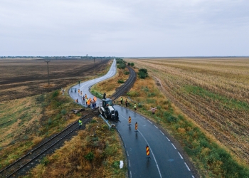 Lucrări de reparații la o linie de cale ferată din Timiș