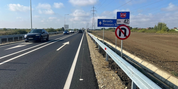 Mai multe indicatoare rutiere pe centura de sud a Timișoarei FOTO
