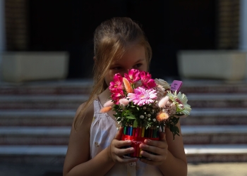 Centrul Timișoarei reînflorește cu Florăria Victoria, chiar în fața Catedralei FOTO