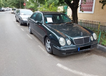 Peste 1100 de locuri de parcare eliberate de mașinile abandonate din Timișoara