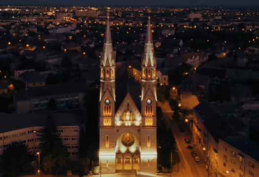 Biserica din Bălcescu, spectaculoasă și noaptea datorită repornirii iluminatului arhitectural