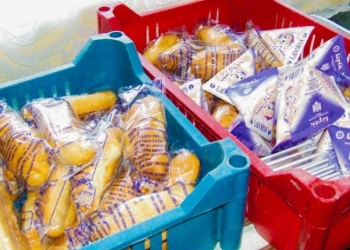 Începe distribuția în școlile și grădinițele din Timiș a laptelui, biscuiților și merelor