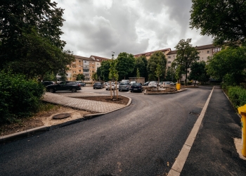 Se amenajează noi parcări în locul garajelor, la Timișoara