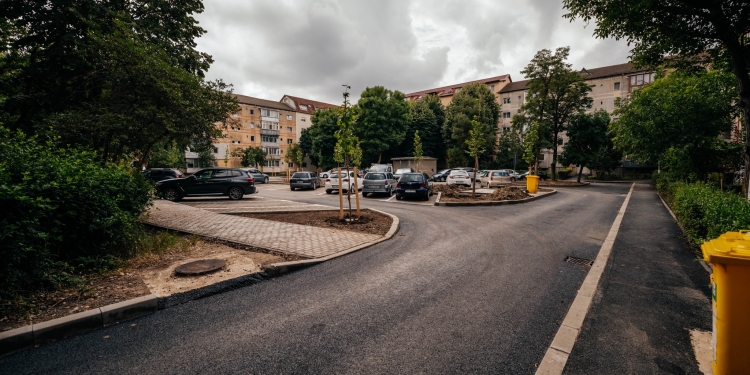 Se amenajează noi parcări în locul garajelor, la Timișoara