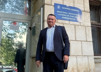 Pistă nouă de biciclete în Sânmihaiu Român, cu bani europeni! S-a semnat contractul