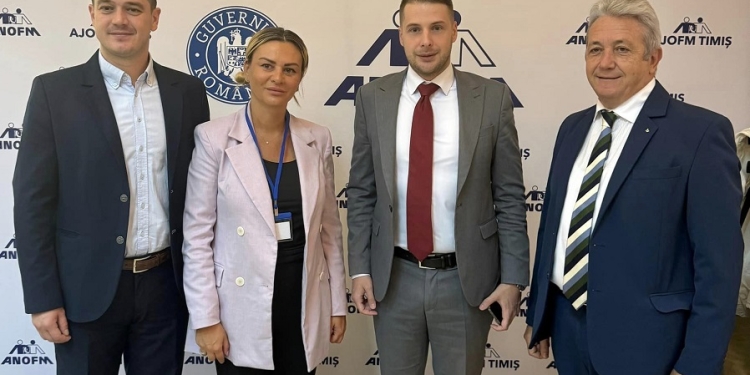 Subprefectul Raul Ambruș, la Bursa locurilor de muncă pentru absolvenți: Integrarea tinerilor pe piața muncii e o prioritate