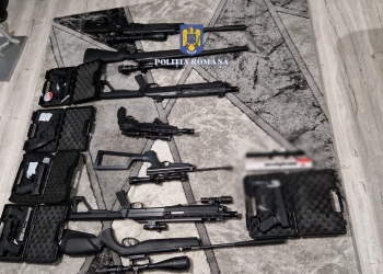 Arme și muniție cumpărate ilegal de pe internet! În Timiș și în întreaga țară au fost realizate peste 300 de percheziții