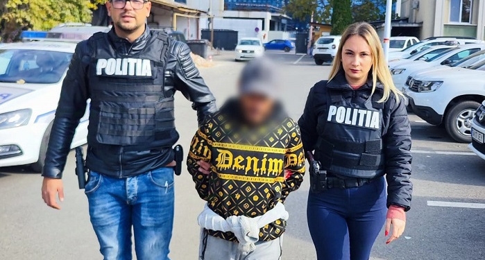 Tânăr arestat după ce a furat bani și bijuterii dintr-o casă din Jimbolia! Polițiștii au găsit droguri asupra lui