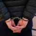 Bărbat reținut după ce și-a dat pantalonii jos în fața angajatei unei benzinării din Timișoara