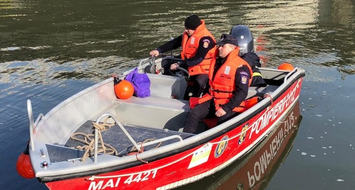 Cadavrul unui bărbat scos din Bega de pompierii timișeni