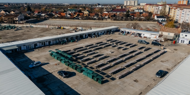 Piața Aurora, curată și fără construcții ilegale după intervenția Primăriei Timișoara FOTO