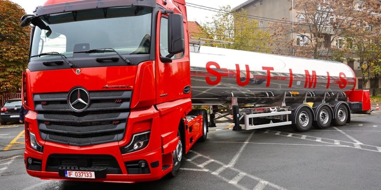 Un cap tractor performant, în valoare de peste 800.000 lei, cumpărat de CJ Timiș pentru ISU Banat FOTO