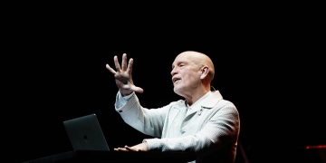 S-a suplimentat numărul de reprezentații ale spectacolului în care joacă John Malkovich la Timișoara