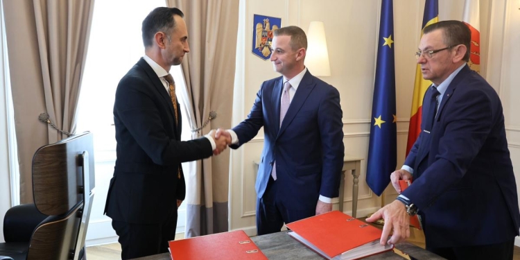 „Noua gardă” la Consiliul Județean Timiș! Alfred Simonis a preluat mandatul de președinte FOTO