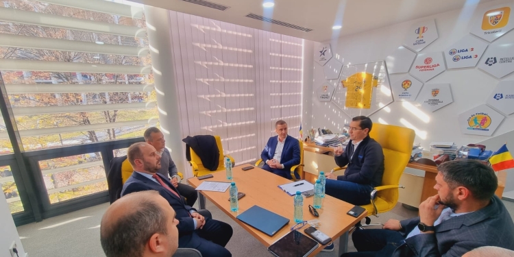 Liderii Federației Române de Fotbal și CJ Timiș caută soluții pentru revenirea lui Poli în primul eșalon