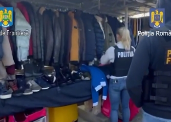 Haine, pantofi și genți contrafăcute, în valoare de zeci de mii de lei, vândute în Timișoara și Deta