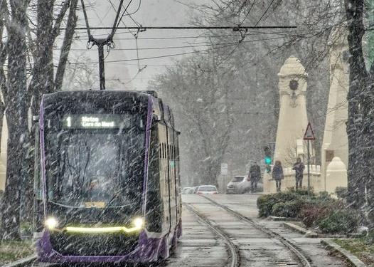 Utilajele de deszăpezire sunt pregătite să intervină în Timișoara