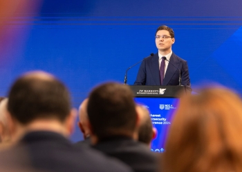 Vicepreședintele Parlamentului European, Victor Negrescu, „vocea” PSD