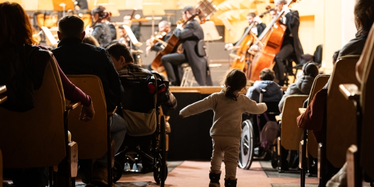 Recital de colinde pentru persoanele cu nevoi speciale, la Sala Capitol din Timișoara