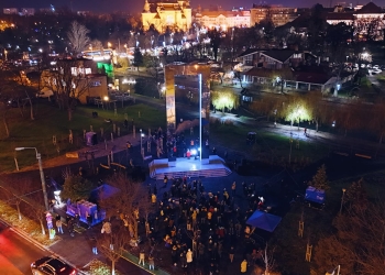 Lumini și sunete din Timișoara lui Decembrie 1989! S-a inaugurat „Portalul Libertății” FOTO