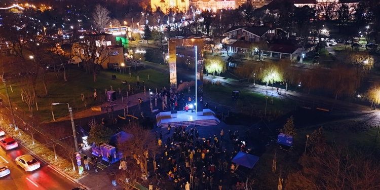 Lumini și sunete din Timișoara lui Decembrie 1989! S-a inaugurat „Portalul Libertății” FOTO