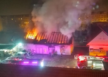 Incendiu puternic la Timișoara! O casă din zona Girocului a fost mistuită de flăcări