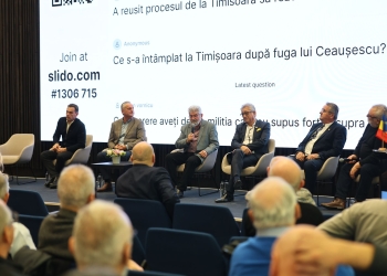 Elevi din Timișoara, față în față cu revoluționari, în cadrul unei dezbateri organizată de CJ Timiș FOTO