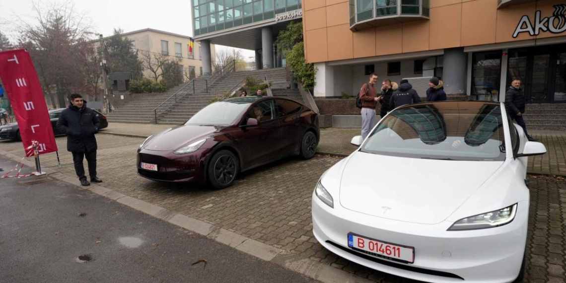 Tesla deschide reprezentanță la Timișoara în 2025