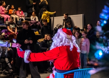 „Crăciun pentru toți copiii” – un dar cultural pentru copiii din Freidorf