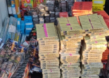 Sute de kg de petarde confiscate de polițiști de la un timișean. Acesta a fost reținut