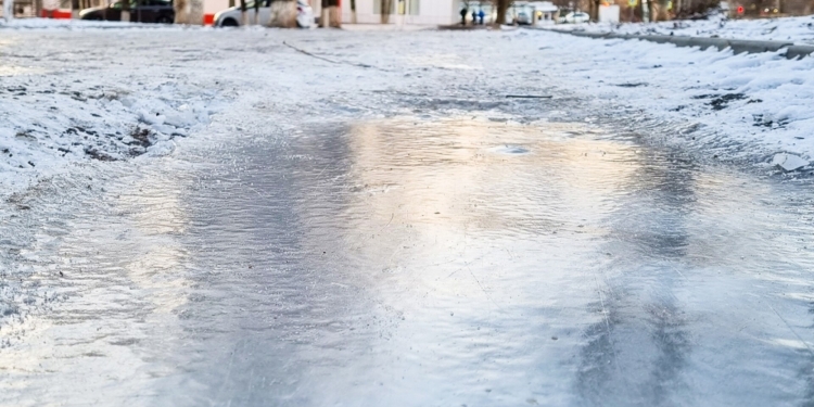 Cod galben de ceață densă, ghețuș și chiciură în județul Timiș